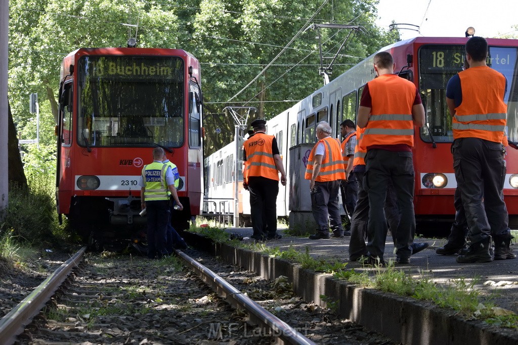 VU Roller KVB Bahn Koeln Luxemburgerstr Neuenhoefer Allee P052.JPG - Miklos Laubert